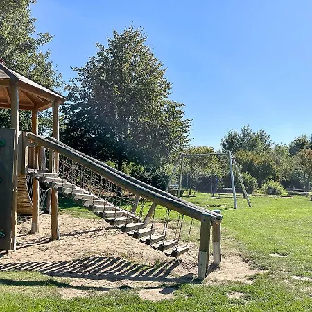 度假居 Urlauberdorf Haus 25d *